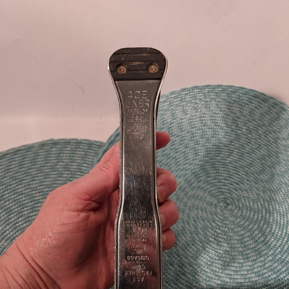 Vintage Stapler Wood Grain - Picture 3 of 4